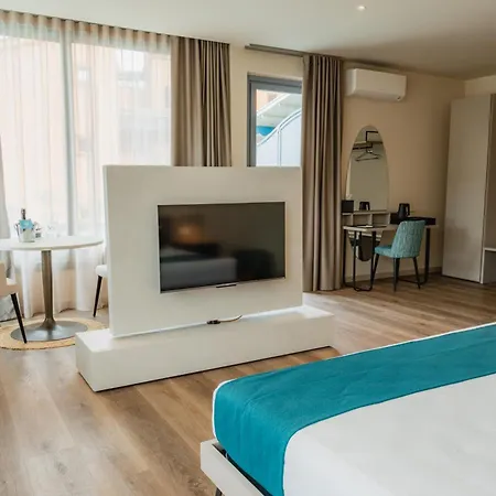 Bed and Breakfast Lkl Lakeside 4*