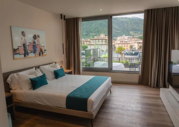 Panzió Lkl Lakeside 4*
